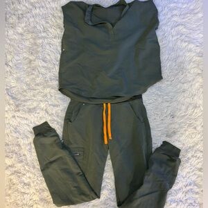 WOMENS FIGS MOSS SET🦎💚